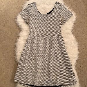 New Black/white Dress girls